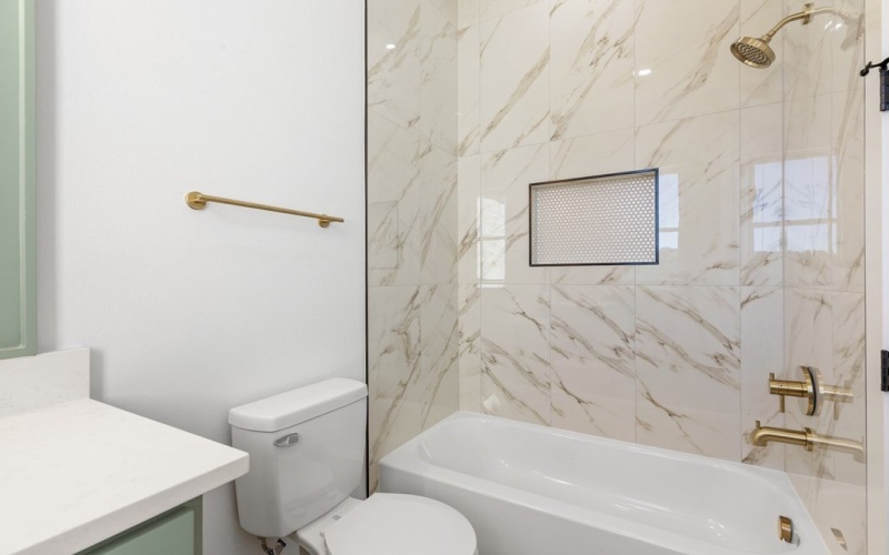 1825 Foothills Dr, Kerrville, TX 78028, 4 Habitaciones Habitaciones , ,3 BañosBaños,Residential,En Venta,1825 Foothills Dr,0,120812