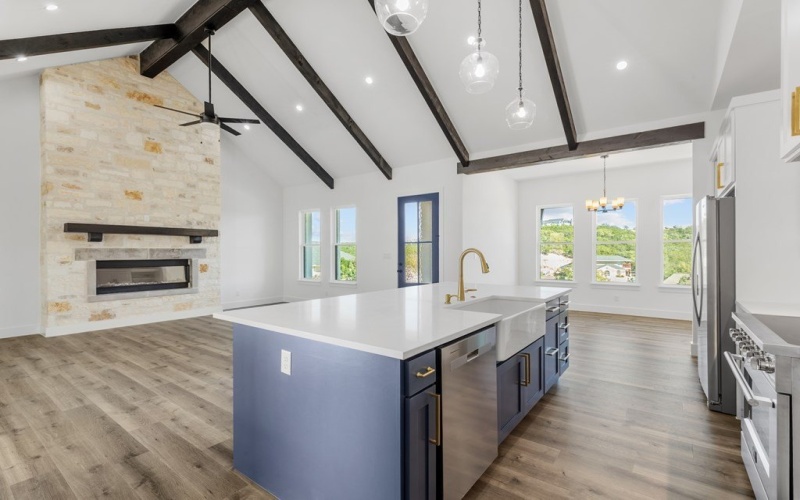 1827 Foothills Dr, Kerrville, TX 78028, 4 Habitaciones Habitaciones , ,3 BañosBaños,Residential,En Venta,1827 Foothills Dr,0,120813