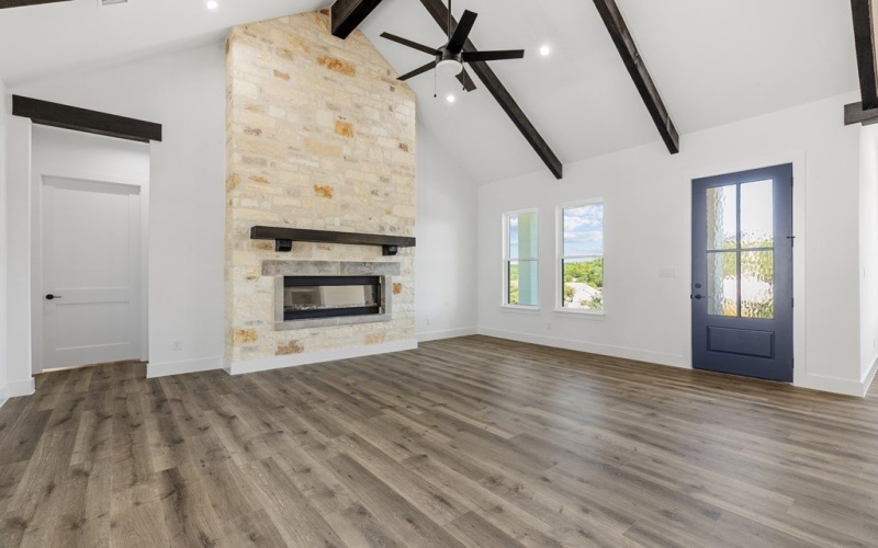 1827 Foothills Dr, Kerrville, TX 78028, 4 Habitaciones Habitaciones , ,3 BañosBaños,Residential,En Venta,1827 Foothills Dr,0,120813