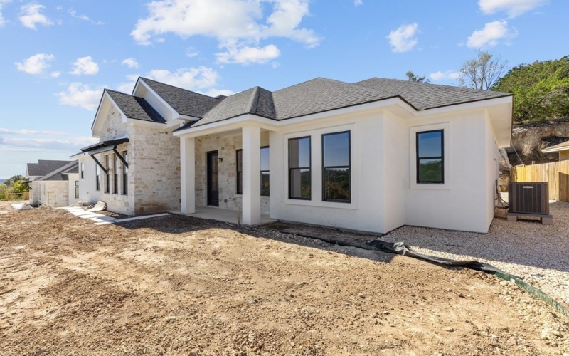 1827 Foothills Dr, Kerrville, TX 78028, 4 Habitaciones Habitaciones , ,3 BañosBaños,Residential,En Venta,1827 Foothills Dr,0,120813