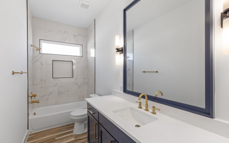 1827 Foothills Dr, Kerrville, TX 78028, 4 Habitaciones Habitaciones , ,3 BañosBaños,Residential,En Venta,1827 Foothills Dr,0,120813