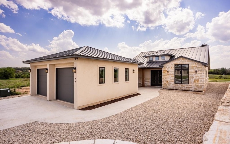 4528-22 Comanche Trace Dr, Kerrville, TX 78028, 3 Habitaciones Habitaciones , ,3 BañosBaños,Residential,En Venta,4528-22 Comanche Trace Dr,0,120816