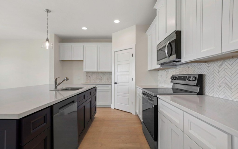 1901 N Chateau Lane, Kerrville, TX 78028, 2 Habitaciones Habitaciones , ,2 BañosBaños,Residential,En Venta,1901 N Chateau Lane,0,120823