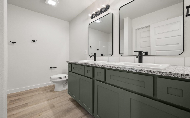 2015 Cottonwood Avenue, Wolfforth, TX 79382, 4 Habitaciones Habitaciones , ,2 BañosBaños,Residential,En Venta,2015 Cottonwood Avenue,0,202562787