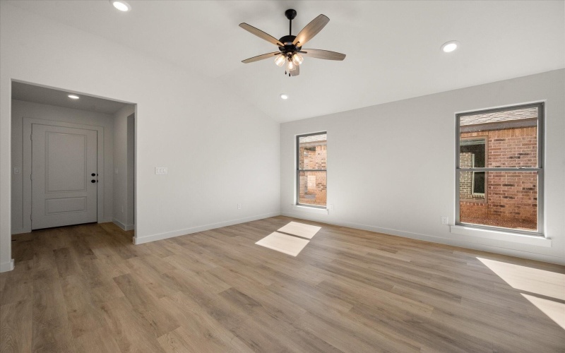 2015 Cottonwood Avenue, Wolfforth, TX 79382, 4 Habitaciones Habitaciones , ,2 BañosBaños,Residential,En Venta,2015 Cottonwood Avenue,0,202562787