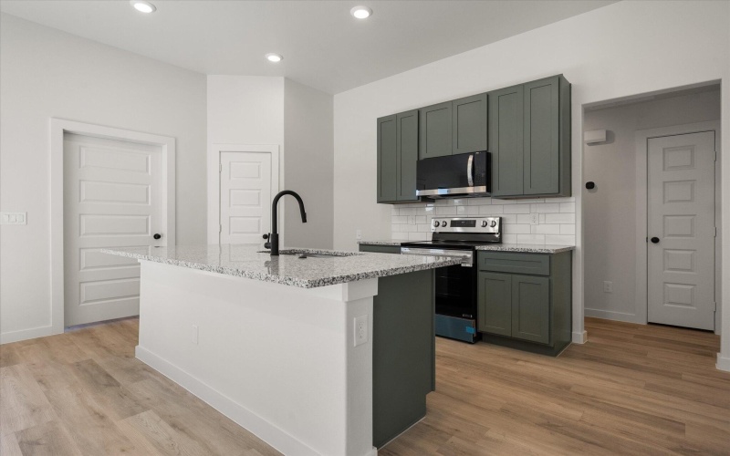 2015 Cottonwood Avenue, Wolfforth, TX 79382, 4 Habitaciones Habitaciones , ,2 BañosBaños,Residential,En Venta,2015 Cottonwood Avenue,0,202562787