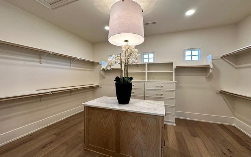 5213 Balfour Court, Midland, TX 79707, 4 Habitaciones Habitaciones , ,3 BañosBaños,Residential,En Venta,5213 Balfour Court,0,50086680