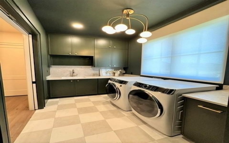 5213 Balfour Court, Midland, TX 79707, 4 Habitaciones Habitaciones , ,3 BañosBaños,Residential,En Venta,5213 Balfour Court,0,50086680