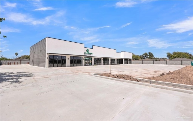 5301 N Ware Road, McAllen, TX 78501, ,Commercial Sale,En Venta,5301 N Ware Road,465519
