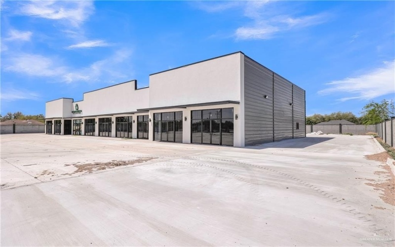 5301 N Ware Road, McAllen, TX 78501, ,Commercial Sale,En Venta,5301 N Ware Road,465519