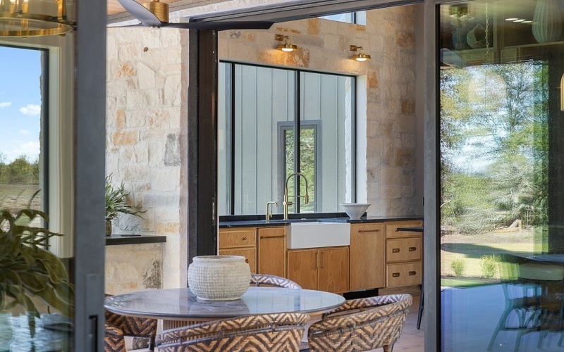 1030 Hackemack Road, Round Top, TX 78954, 4 Habitaciones Habitaciones , ,6 BañosBaños,Granja,En Venta,1030 Hackemack Road,0,154027