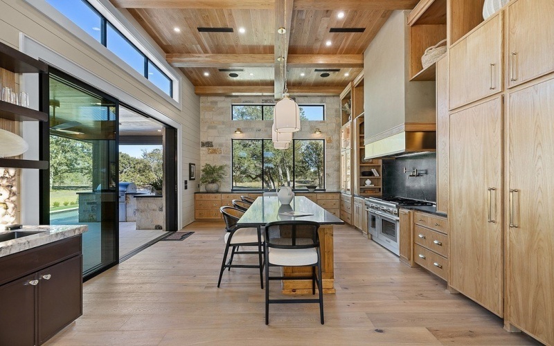 1030 Hackemack Road, Round Top, TX 78954, 4 Habitaciones Habitaciones , ,6 BañosBaños,Granja,En Venta,1030 Hackemack Road,0,154027