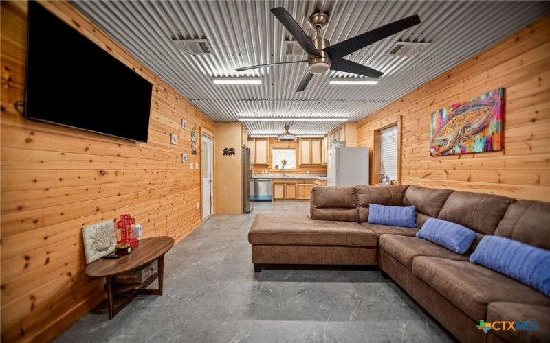 185 E Tiki Drive, Seadrift, TX 77983, 1 Bedroom Bedrooms, ,2 BathroomsBathrooms,Residential,For Sale,185 E Tiki Drive,0,597217