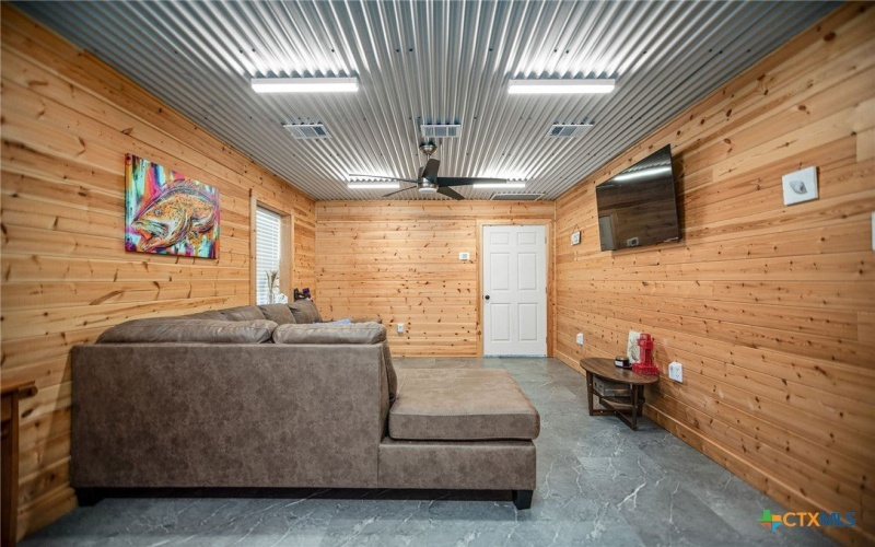 185 E Tiki Drive, Seadrift, TX 77983, 1 Bedroom Bedrooms, ,2 BathroomsBathrooms,Residential,For Sale,185 E Tiki Drive,0,597217