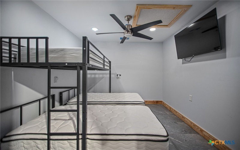 185 E Tiki Drive, Seadrift, TX 77983, 1 Bedroom Bedrooms, ,2 BathroomsBathrooms,Residential,For Sale,185 E Tiki Drive,0,597217