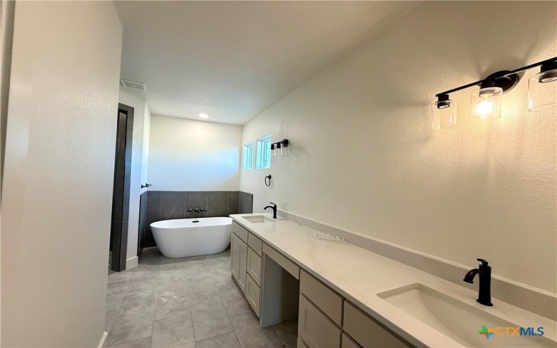 5207 Hollow Ranch Drive, Salado, TX 76571, 4 Habitaciones Habitaciones , ,2 BañosBaños,Residential,En Venta,5207 Hollow Ranch Drive,0,597203