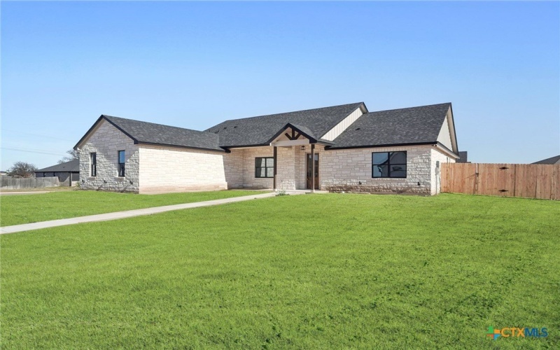 5207 Hollow Ranch Drive, Salado, TX 76571, 4 Bedrooms Bedrooms, ,2 BathroomsBathrooms,Residential,For Sale,5207 Hollow Ranch Drive,0,597203