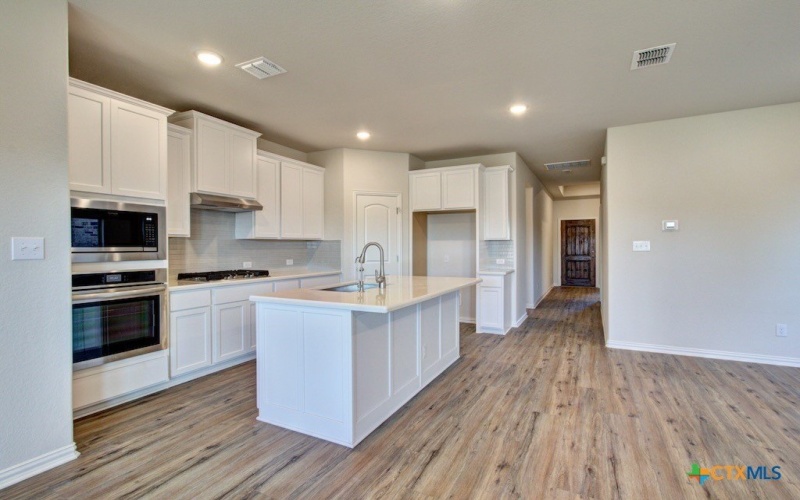 2133 Shepard Street, Seguin, TX 78155, 3 Habitaciones Habitaciones , ,2 BañosBaños,Residential,En Venta,2133 Shepard Street,0,597343