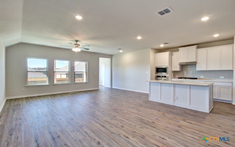 2133 Shepard Street, Seguin, TX 78155, 3 Habitaciones Habitaciones , ,2 BañosBaños,Residential,En Venta,2133 Shepard Street,0,597343