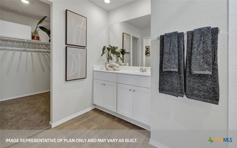 1113 ARGONNE FOREST, Seguin, TX 78155, 4 Habitaciones Habitaciones , ,2 BañosBaños,Residential,En Venta,1113 ARGONNE FOREST,0,597348