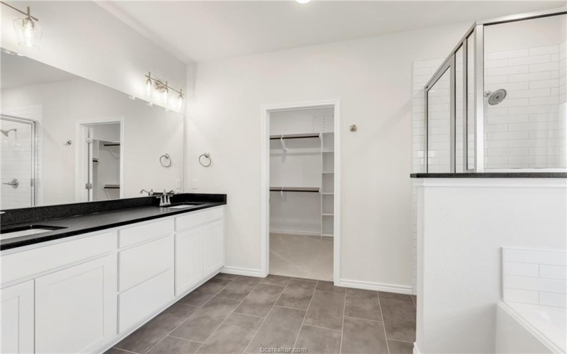 4084 Crestmont Drive, College Station, TX 77845, 3 Habitaciones Habitaciones , ,3 BañosBaños,Residential,En Venta,4084 Crestmont Drive,0,25011179