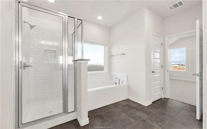 4084 Crestmont Drive, College Station, TX 77845, 3 Habitaciones Habitaciones , ,3 BañosBaños,Residential,En Venta,4084 Crestmont Drive,0,25011179