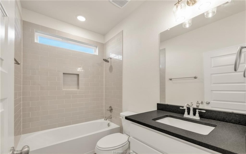 4084 Crestmont Drive, College Station, TX 77845, 3 Habitaciones Habitaciones , ,3 BañosBaños,Residential,En Venta,4084 Crestmont Drive,0,25011179