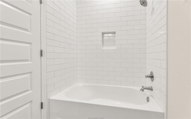 4084 Crestmont Drive, College Station, TX 77845, 3 Habitaciones Habitaciones , ,3 BañosBaños,Residential,En Venta,4084 Crestmont Drive,0,25011179