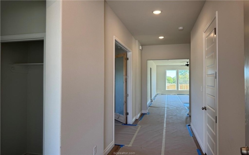 4084 Crestmont Drive, College Station, TX 77845, 3 Bedrooms Bedrooms, ,3 BathroomsBathrooms,Residential,For Sale,4084 Crestmont Drive,0,25011179