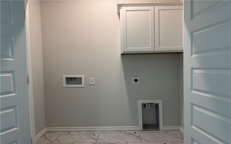 4093 Crestmont Drive, College Station, TX 77845, 4 Bedrooms Bedrooms, ,3 BathroomsBathrooms,Residential,For Sale,4093 Crestmont Drive,0,25011408