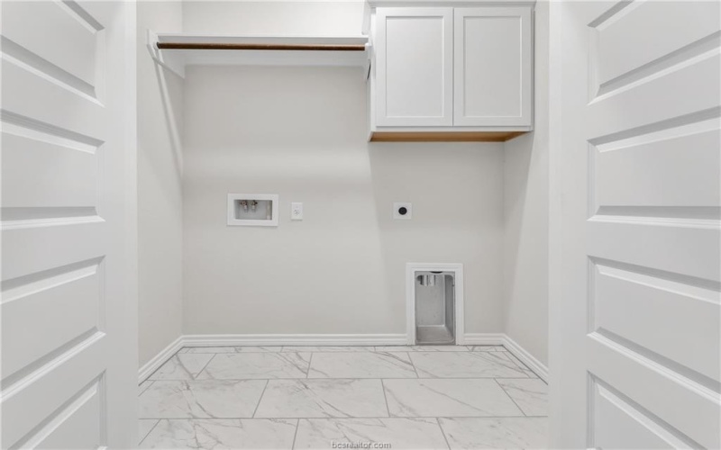 4093 Crestmont Drive, College Station, TX 77845, 4 Bedrooms Bedrooms, ,3 BathroomsBathrooms,Residential,For Sale,4093 Crestmont Drive,0,25011408