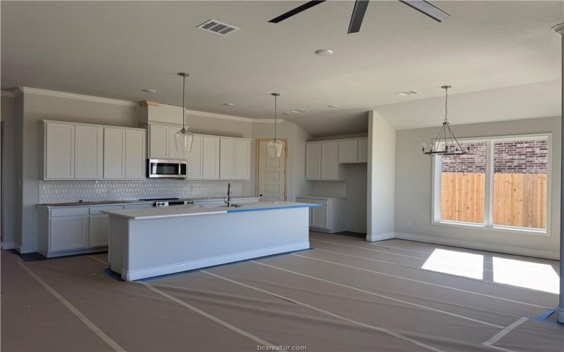 4093 Crestmont Drive, College Station, TX 77845, 4 Bedrooms Bedrooms, ,3 BathroomsBathrooms,Residential,For Sale,4093 Crestmont Drive,0,25011408