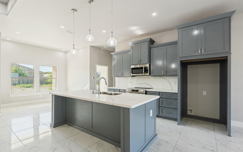 114 Little BigHorn Trail, Del Rio, TX 78840, 4 Bedrooms Bedrooms, ,3 BathroomsBathrooms,Residential,For Sale,114 Little BigHorn Trail,0,207779