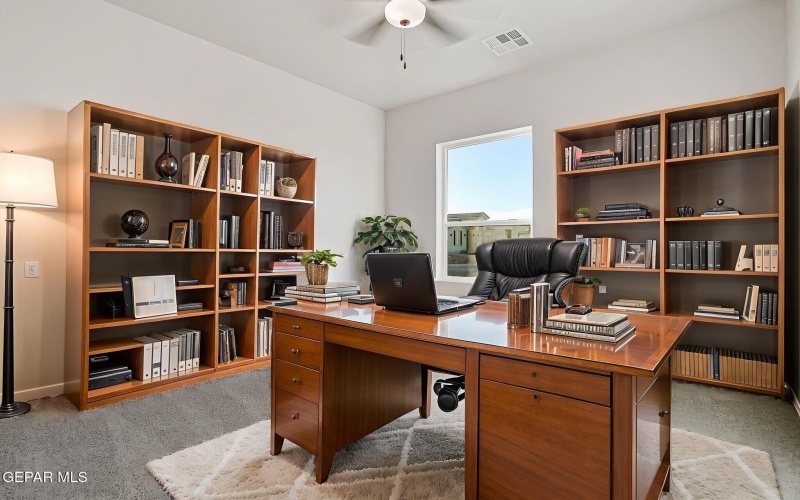 836 Eltham Drive, Horizon City, TX 79928, 4 Bedrooms Bedrooms, ,3 BathroomsBathrooms,Residential,For Sale,836 Eltham Drive,0,933397