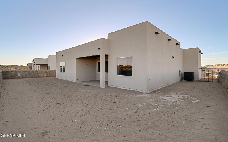 836 Eltham Drive, Horizon City, TX 79928, 4 Bedrooms Bedrooms, ,3 BathroomsBathrooms,Residential,For Sale,836 Eltham Drive,0,933397