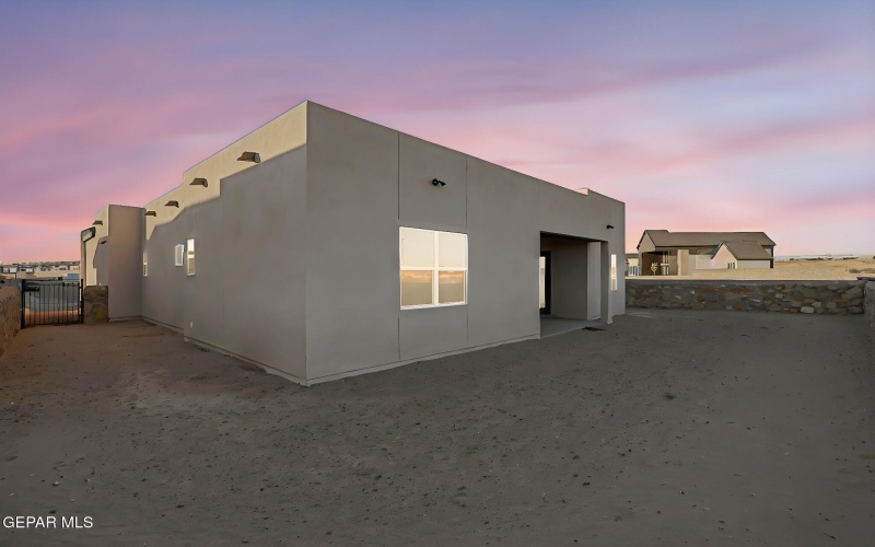 836 Eltham Drive, Horizon City, TX 79928, 4 Bedrooms Bedrooms, ,3 BathroomsBathrooms,Residential,For Sale,836 Eltham Drive,0,933397