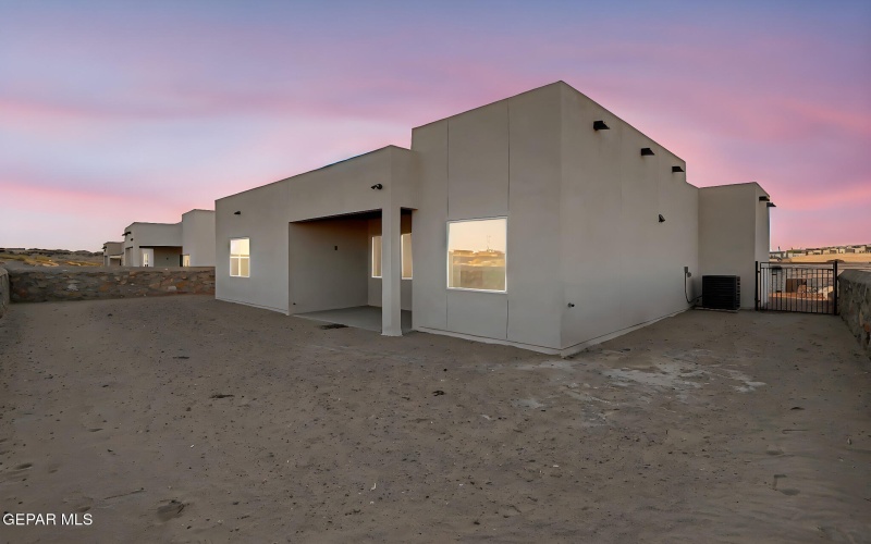 836 Eltham Drive, Horizon City, TX 79928, 4 Bedrooms Bedrooms, ,3 BathroomsBathrooms,Residential,For Sale,836 Eltham Drive,0,933397