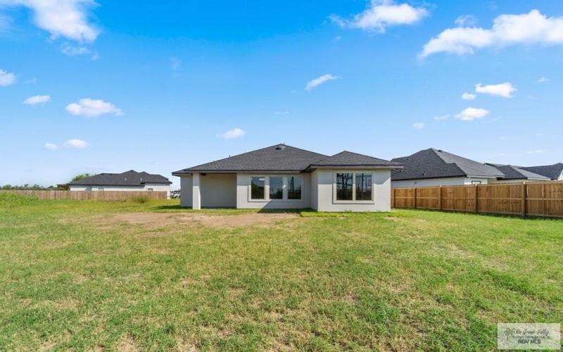 6025 DAKOTA ROSE CIR, BROWNSVILLE, TX 78521, 3 Habitaciones Habitaciones , ,2 BañosBaños,Residential,En Venta,6025 DAKOTA ROSE CIR,0,29769876