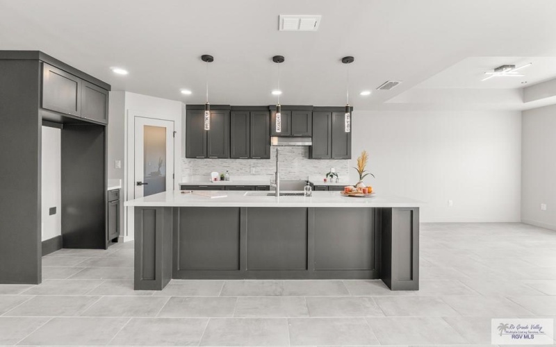 6025 DAKOTA ROSE CIR, BROWNSVILLE, TX 78521, 3 Habitaciones Habitaciones , ,2 BañosBaños,Residential,En Venta,6025 DAKOTA ROSE CIR,0,29769876