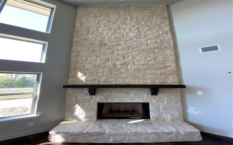 350 Devonshire Drive, Greenville, TX 75401, 4 Habitaciones Habitaciones , ,3 BañosBaños,Residential,En Venta,350 Devonshire Drive,0,21065971