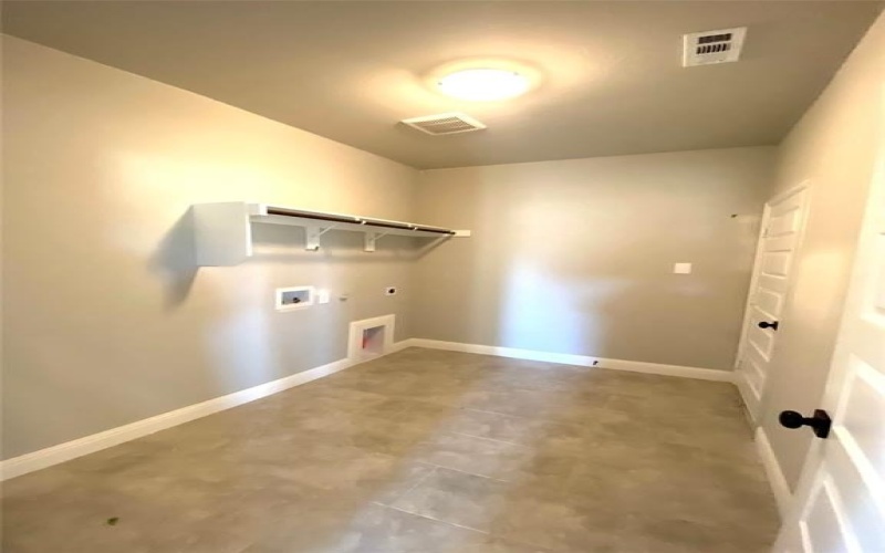 350 Devonshire Drive, Greenville, TX 75401, 4 Habitaciones Habitaciones , ,3 BañosBaños,Residential,En Venta,350 Devonshire Drive,0,21065971