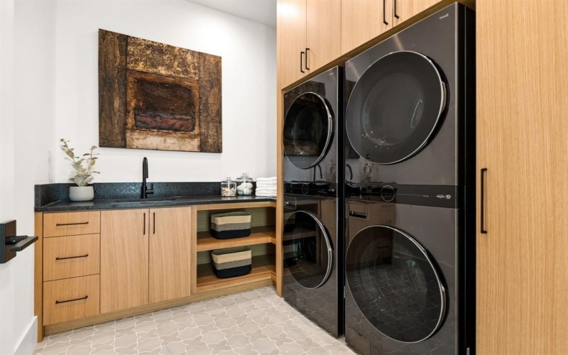 8604 Lockhaven Drive, Dallas, TX 75238, 4 Habitaciones Habitaciones , ,5 BañosBaños,Residential,En Venta,8604 Lockhaven Drive,0,21083045