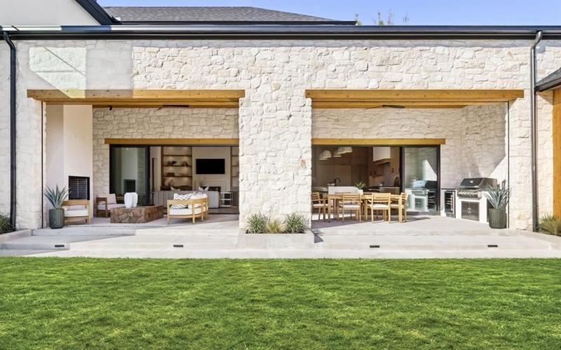 8604 Lockhaven Drive, Dallas, TX 75238, 4 Habitaciones Habitaciones , ,5 BañosBaños,Residential,En Venta,8604 Lockhaven Drive,0,21083045