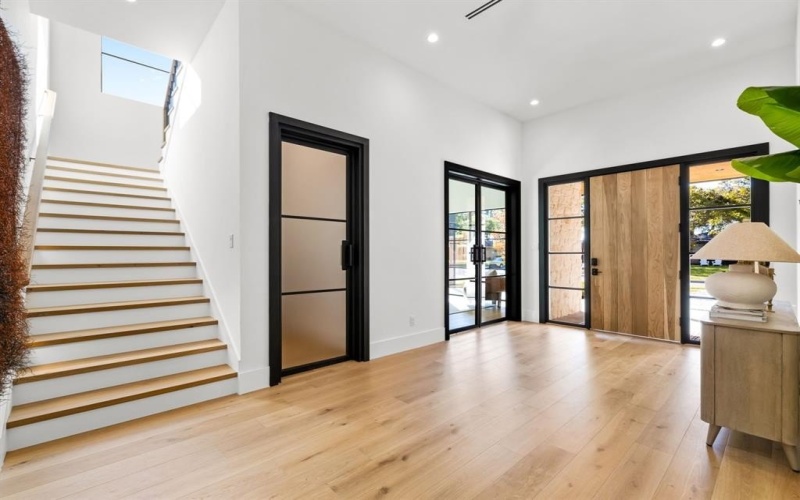 8604 Lockhaven Drive, Dallas, TX 75238, 4 Habitaciones Habitaciones , ,5 BañosBaños,Residential,En Venta,8604 Lockhaven Drive,0,21083045