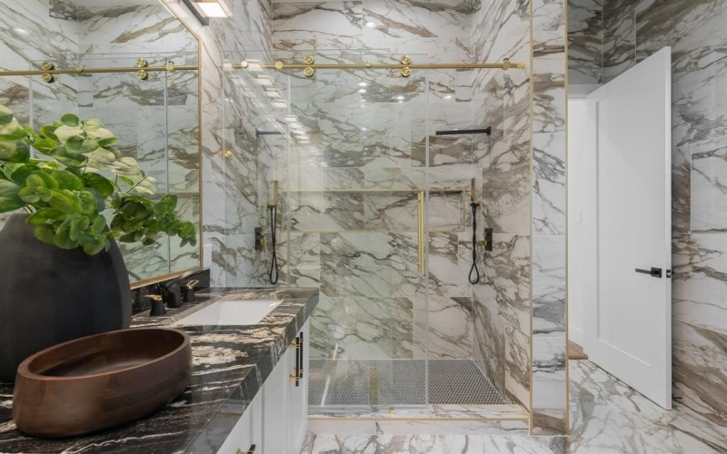 3351 Sylvan Avenue, Dallas, TX 75212, 4 Bedrooms Bedrooms, ,5 BathroomsBathrooms,Residential,For Sale,3351 Sylvan Avenue,0,21085017