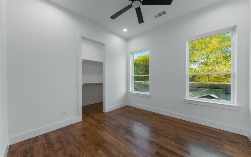 3351 Sylvan Avenue, Dallas, TX 75212, 4 Bedrooms Bedrooms, ,5 BathroomsBathrooms,Residential,For Sale,3351 Sylvan Avenue,0,21085017