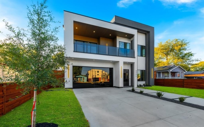 3351 Sylvan Avenue, Dallas, TX 75212, 4 Bedrooms Bedrooms, ,5 BathroomsBathrooms,Residential,For Sale,3351 Sylvan Avenue,0,21085017