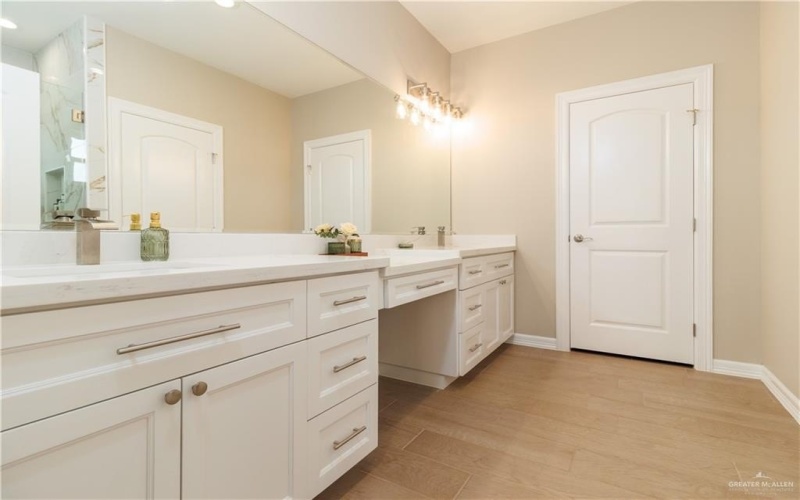 6316 Cardiff Avenue, Edinburg, TX 78542, 3 Bedrooms Bedrooms, ,2 BathroomsBathrooms,Residential,For Sale,6316 Cardiff Avenue,465540