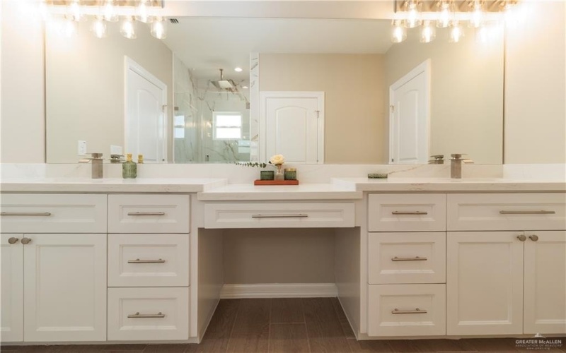 6316 Cardiff Avenue, Edinburg, TX 78542, 3 Bedrooms Bedrooms, ,2 BathroomsBathrooms,Residential,For Sale,6316 Cardiff Avenue,465540