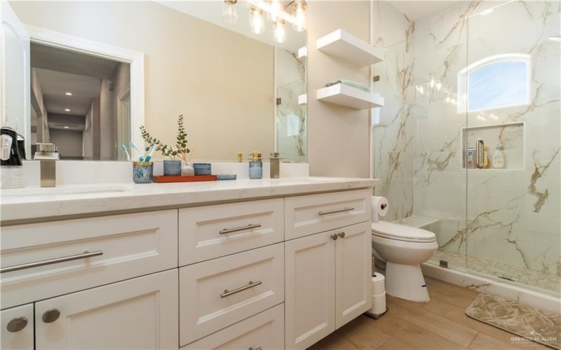 6316 Cardiff Avenue, Edinburg, TX 78542, 3 Bedrooms Bedrooms, ,2 BathroomsBathrooms,Residential,For Sale,6316 Cardiff Avenue,465540